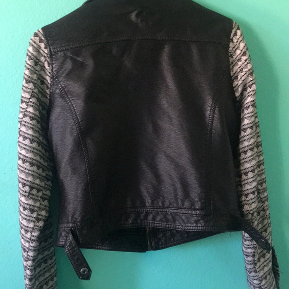 Faux leather Aztec jacket - Picture 4 of 6